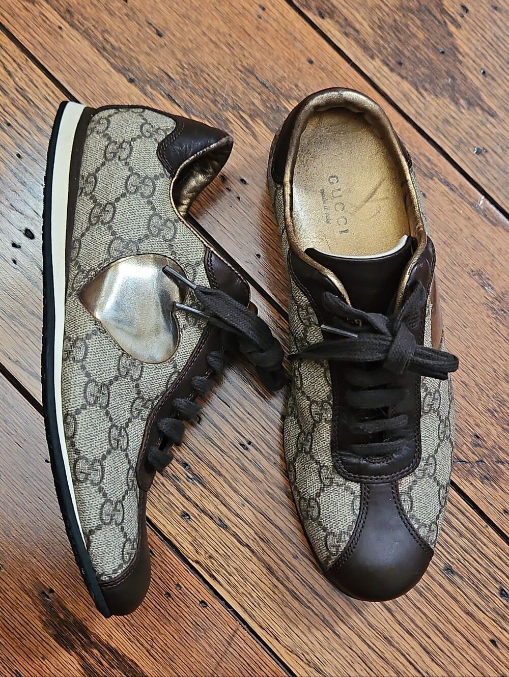 Gucci GG Heart Sneakers Trainers Heart Cut Out  Women's Size 36.5